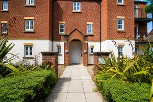 Front Aspect- click for photo gallery